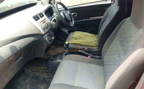 DAIHATSU AYLA 1.0 X