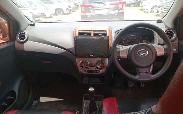 DAIHATSU  AYLA