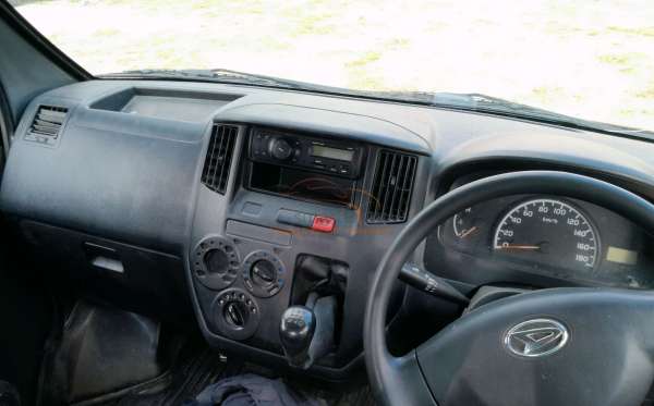 DAIHATSU GRAN MAX