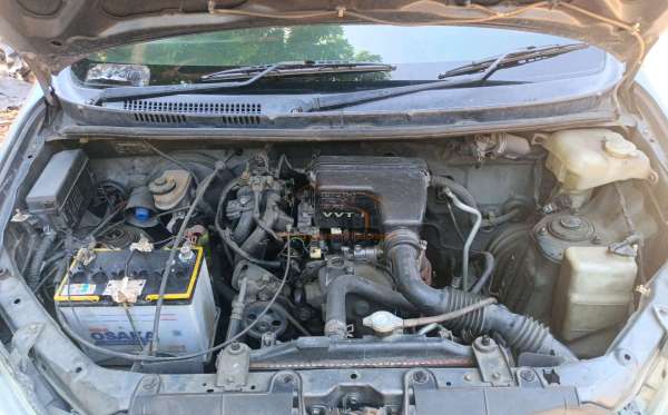 DAIHATSU XENIA