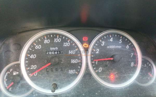 DAIHATSU XENIA