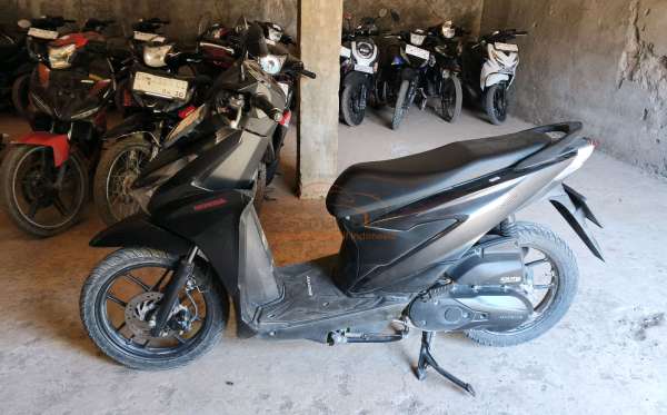 HONDA  BEAT