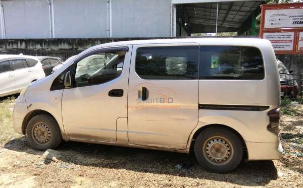 NISSAN EVALIA 1.5