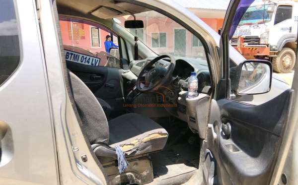 NISSAN EVALIA 1.5