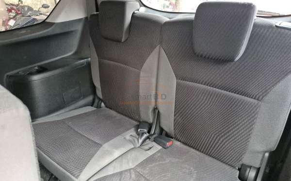 SUZUKI  ERTIGA
