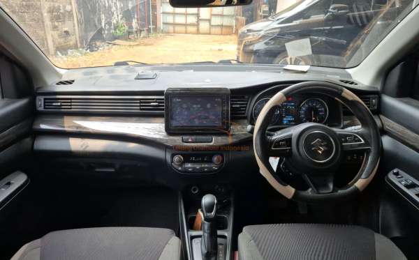 SUZUKI  ERTIGA