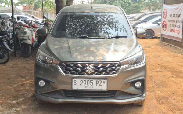 SUZUKI  ERTIGA