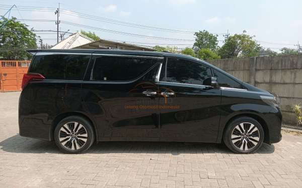 TOYOTA ALPHARD 2.5 G