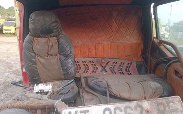TOYOTA DYNA 130 HT
