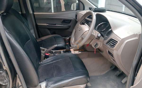 WULING CONFERO 1.5 DB