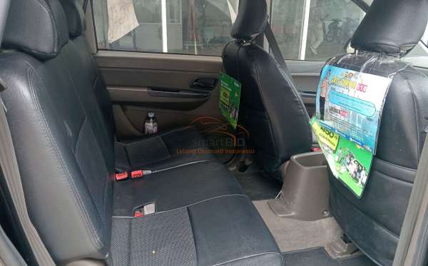 WULING CONFERO 1.5 DB