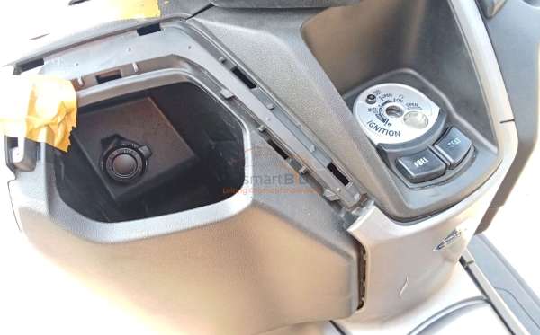 YAMAHA NMAX NEO