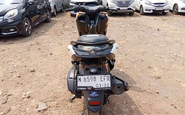 YAMAHA NMAX NEO