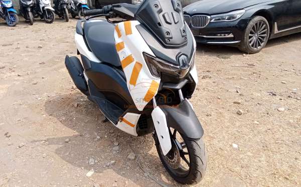YAMAHA NMAX NEO