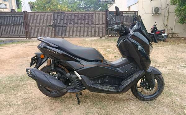 YAMAHA  NMAX