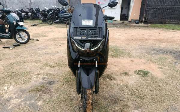 YAMAHA  NMAX