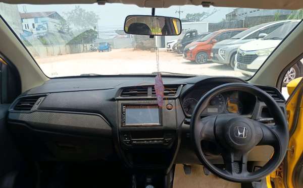 HONDA BRIO