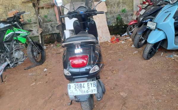 PIAGGIO LX 125