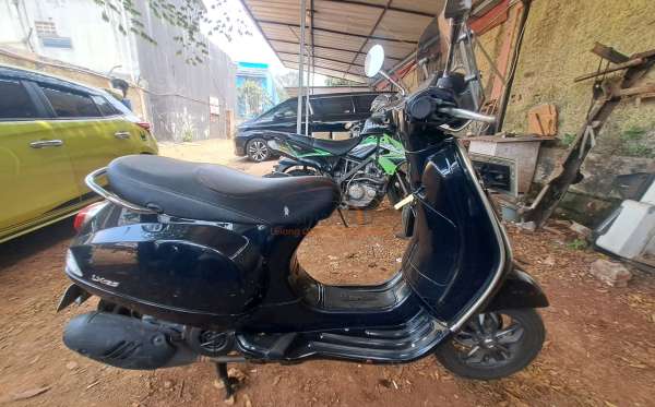 PIAGGIO LX 125
