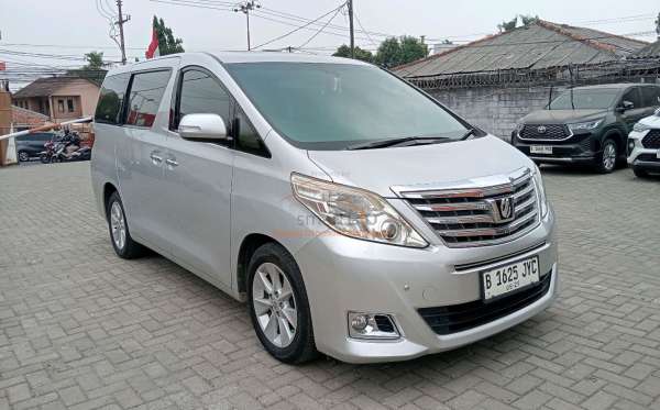 TOYOTA ALPHARD 2.4 G A/T