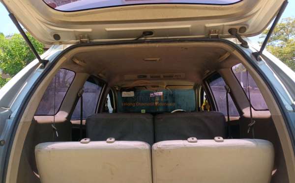 TOYOTA AVANZA