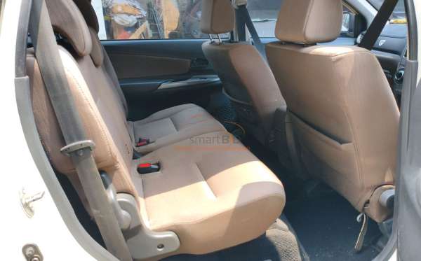 TOYOTA AVANZA G