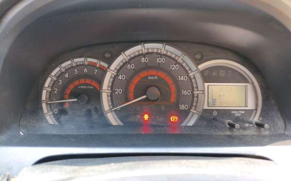 TOYOTA AVANZA G