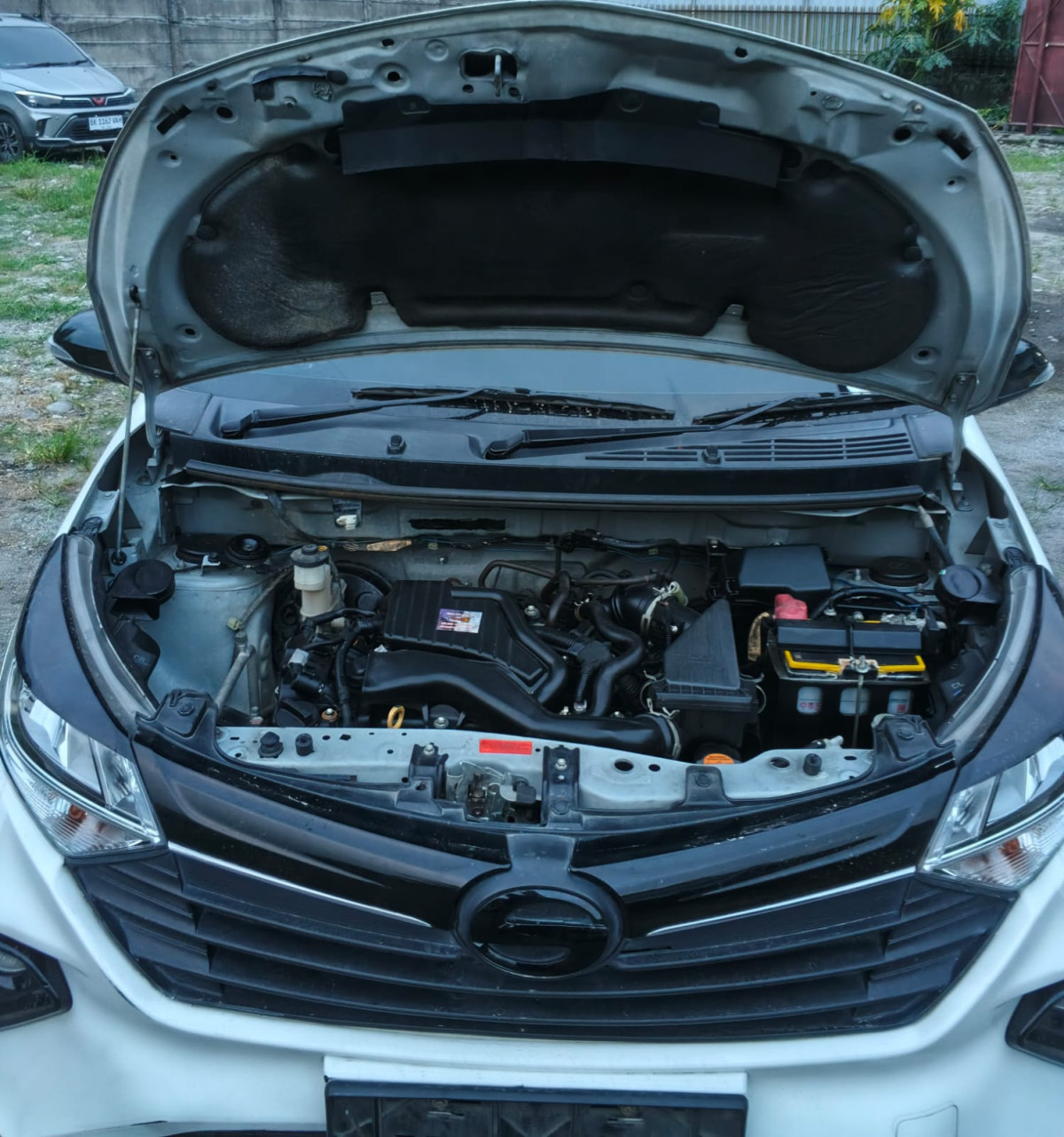 DAIHATSU  SIGRA  R