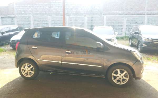 DAIHATSU AYLA