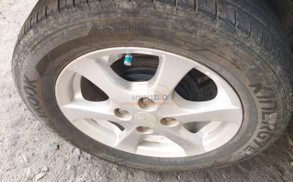 DAIHATSU AYLA
