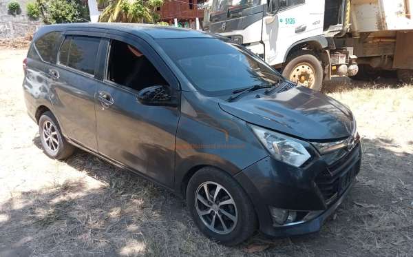DAIHATSU SIGRA