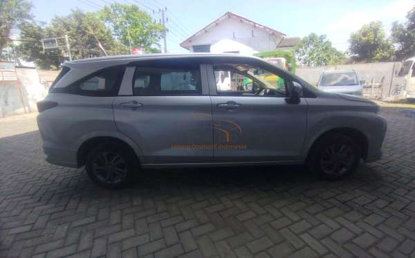 DAIHATSU  XENIA  1.3 X