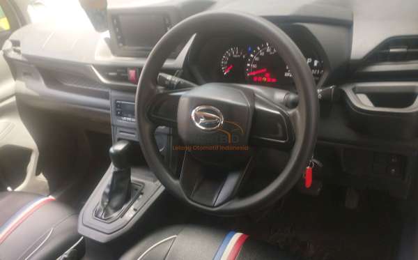 DAIHATSU  XENIA  1.3 X