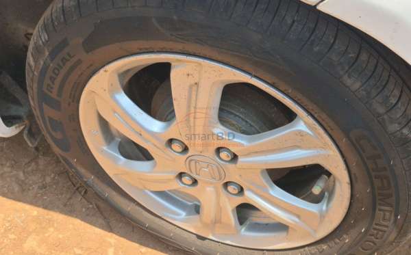HONDA  BRIO  SATYA DD1 1.2 E