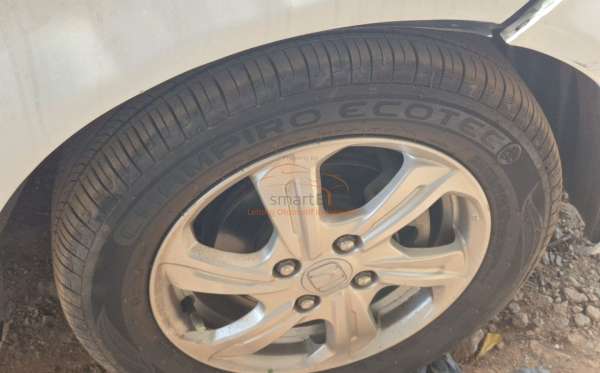 HONDA  BRIO  SATYA DD1 1.2 E