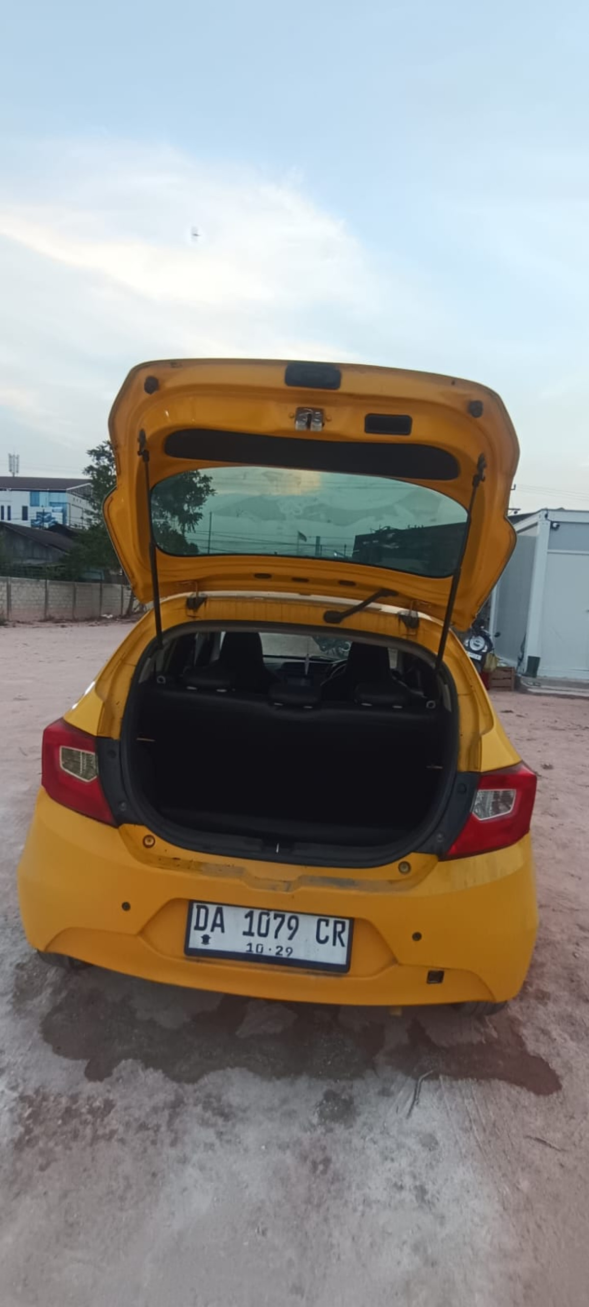 HONDA BRIO