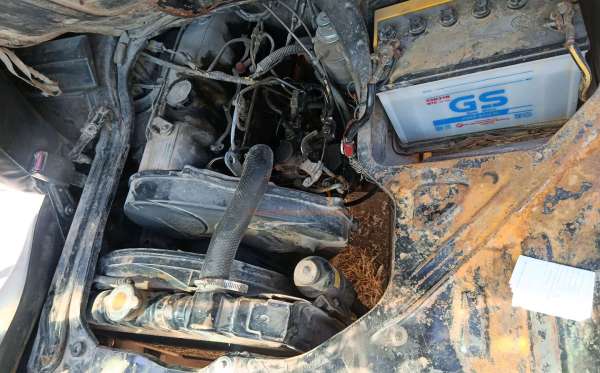 MITSUBISHI COLT L300 PU