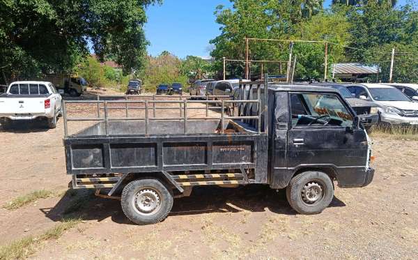 MITSUBISHI COLT L300 PU