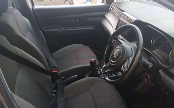 SUZUKI ERTIGA GL
