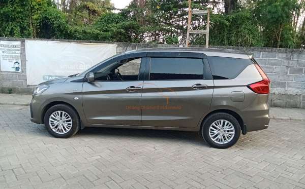 SUZUKI ERTIGA GL