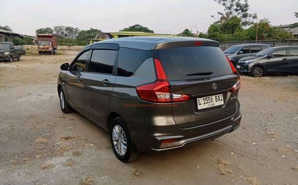 SUZUKI ERTIGA GL