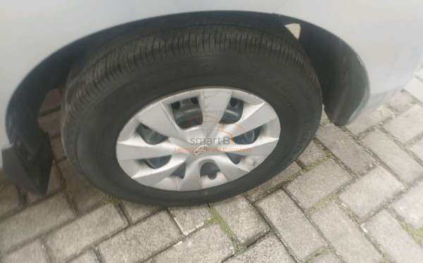 TOYOTA AVANZA 1.3 E