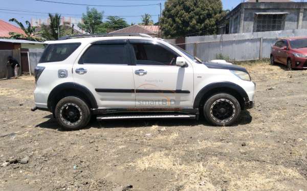 TOYOTA RUSH