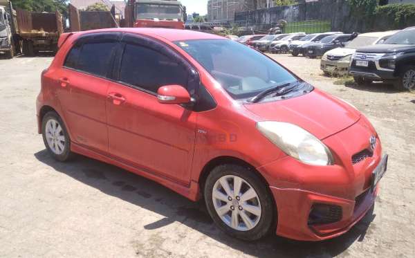 TOYOTA YARIS 1.5 S