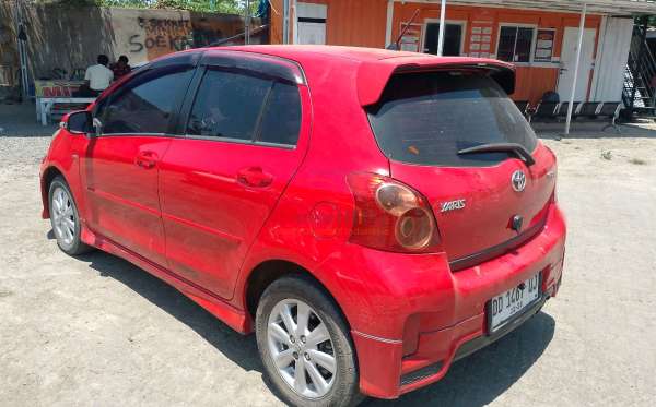TOYOTA YARIS 1.5 S