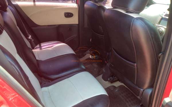 TOYOTA YARIS 1.5 S