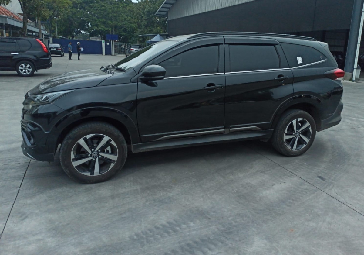 TOYOTA  RUSH  S