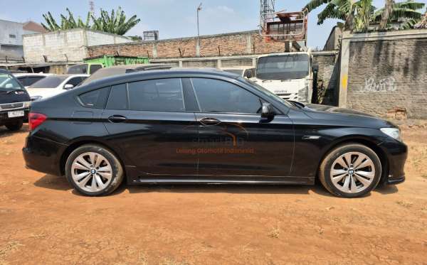 BMW  535I