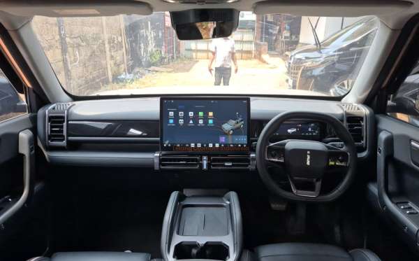 CHERY ICAR 03 LUXURY LONG RANGE (4X2)