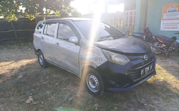 DAIHATSU SIGRA 1.2 X